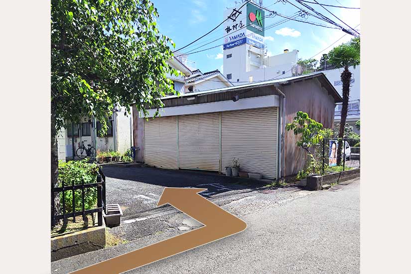④しばらく道なりに進みます。